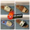 Tasarımcı Slaytlar Ch Sandles Womens Woody Sandallar Kabarık Düz Mule Slayt Bej Pembe Dantel Yazı Tuval Bulanık Terlik Eur 34-42 Ayakkabı