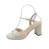 Sandalen Parel 2023 Zomer Sandalen met bandjes Uitverkoop van damesschoenen Pak Dames Beige Hoog Zwart Helder Laag Comfort Meisjes Blok