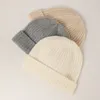 Basker naizaiga 85% kashmir vit beige grå ren båge garn hatt trend enkla varma kvinnor män kepsar sn705