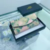 20% rabatt på designväska Ny lång stil rabatt plånbok med kortinnehavare för kvinnors inre högkvalitativ bärande fodral