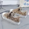 2024 NYTT HOTSALE Märke Autumn Luxury Shoes Women Classic Skateboard Shoes Low-Top Casual Trainers Outdoor Sneakers Sport Walking Canvas Shoes