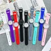 Montres-bracelets 2023 Montre en silicone Étudiant Quartz Simple Digital Vent Dames Montre Enfant Smart Femmes Montres-bracelets