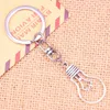 Keychains 20pcs Fashion Keychain 19 35 Mm Light Bulb Pendants DIY Men Jewelry Car Key Chain Ring Holder Souvenir For Gift