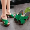 Sandaler sommaren chinelos feminino hög häl plattform casual nit pumpar kikta tå eleganta damskor zapatos para mujeres pantuflas