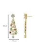 Серьги-подвески Изысканная елочка и снежинка с камнями циркония – модные праздничные аксессуары для женщин