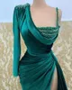 Party Dresses Green Mermaid Prom Dress Bateau Spaghetti Straps One Long Sleeve Appliciques paljetter Velvet Side Slitt Pageant Gowns Bridal