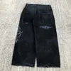 Мужские джинсы, укороченные брюки с готическим принтом черепа, черные джинсы, уличная одежда, модные корейские модные брюки Y2K, молодежные джинсы в стиле рэп-сумка 231229