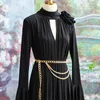 Casual Dresses Hollow Thin Temperament Elegant Long Dress 2023 Höst- och vinterformella tillfällen Pendlarmode