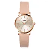 Montres-bracelets Montre à quartz de mode pour femmes Femme Style minimaliste Rose Montres-bracelets en cuir Dames Sports Casual Clock Relogio Feminino