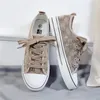 2024 nova marca hotsale outono sapatos de luxo feminino clássico sapatos de skate baixo-top casual formadores tênis ao ar livre esportes andando sapatos de lona