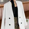 Costumes pour femmes Veste blanche Vêtements d'extérieur Blazer Femme Longs manteaux amples pour femmes Robe Vêtements sur la mode en plein air 2023 Sacs modernes jeunes