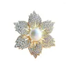 Pajaritas Moda Diamante completo Seis hojas Girasol Camelia Perla Broche Pin Accesorios de ropa personalizados