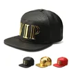 Berretti da baseball di alta qualità Moda HipHop Uomo donna Vip Berretti da baseball PU Cappelli casual in pelle Nero Oro Rosso Bone BOX Confezione 230630