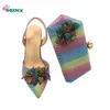 Stövlar 2021 Högkvalitativa Nya ankomster Multi Color Italian Design Shoes Matching Bag Set Mature Style African Ladies Pumps for Dress