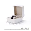 Armband OIR White/Black Round Corner Leather Watch Display Stand Packaging Present Box Armband Arrangör SHOWCASE SMEYCH STORAGE LOXES