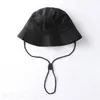 Chapéu de balde de designer clássico verão praia para senhora viajando ao ar livre Cappello Bob Homme Carta Cordão Design Pescador Chapéus Moda MZ07 E23