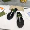 Tofflor Kvinna Sandaler flip flops för kvinnor Hög kvalitet Snyggt Mode Klassiker Sandal Tofflor Platta skor Slide Eu 35-42 T230701