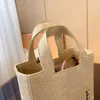 мужская неделя Соломенный багаж Шрифт Tote Bags Женская тканая вышивка большая сумка для покупок Дизайнерская квадратная пляжная сумка-клатч роскошный кошелек из рафии Сумки через плечо Сумки через плечо