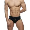 Swimwear Men's Blackwhite Bikini Simple Design Quality Briefs avec Sponge Pad Beach Shorts Athletics Swim Trunks 230630