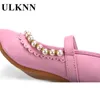 Sneakers ULKNN Kids Shoes Girls Sandals Ruffles Pink White Fille Shoes Pearl Soft Leather Female Sandal Children Princess Dress ShoesHKD230701