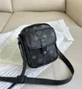 Новая мода для мужчин и женщин в Европе и США, трендовая сумка на одно плечо, мини-рюкзак через плечо, мобильный телефон men2024