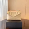 Kvinnor Luxurys designer axelväska Loulou väska riktiga läderväskor Kvinnor handväska crossbody lady woc väska flip cover kvinnlig svart guld silver kedja messenger väska