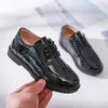 Baskets Enfants Chaussures Pour Garçons Chaussures En Cuir Véritable Pour Enfants Mariage École Spectacle Robe Appartements Lumière Classique Noir Enfants Mocassins MocassinsHKD230701