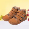 Sneakers Pekny Bosa Dziecięce buty dla dziewcząt Prawdziwe skórzane buty dla chłopca miękkie dno buty dla maluchów dzieci boso boso 25-30HKD230701