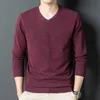 Camisetas Masculinas 10 Cores Suéteres de Lã Outono Estilo Clássico Negócios Casual Pulôver Decote em V Suéter Fino Marca Masculina Bottom Shirt 230630