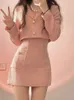 Vestido de duas peças outono rosa elegante conjunto feminino estilo coreano Balzer casaco + alça mini feminino sólido casual fino designer 230630
