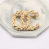 Femmes Vintage Designer Marque Lettre Broche Perle Strass Cristal Métal Broches Costume Laple Pin Mode Bijoux Accessoires Cadeaux