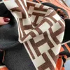 Top Original H Home Winterschals Online-Shop Brief-Kaschmir-Imitat-Schal für Damen, vielseitiger dicker, klimatisierter Schal, Bürodecke, Kragen-Charge