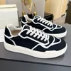 Designer's new flat-bottomed sports ethics training luxury men's and women's white shoes Johnson & Johnson fashion MM6 women's casual shoes.