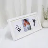 Souvenirs nés Memorial Ink Hand Foot Print Po Frame Baby DIY Handprint Footprint Picture Growing Souvenir Items Paw Pad 230701