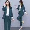 Dames tweedelige broek dames lente zomer dunne blazer broek 3 stuks set Koreaans kantoor dame werk sierlijk pak jas broek vest outfits dagelijkse kleding 230630