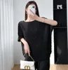 Luxury Issey 2023 Summer New European and American Fashion High Grade Pleated Casual Comant Temperament Round Neck Top