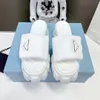 Tasarımcı Lüks Sandalet Kadın Sürgülü Platform Terlik Üçgen Yaz Platformu Sandalet Köpük Terlik Fabrika Ayakkabıları