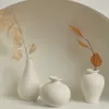 Vases White Ceramic Vase Set 5 Mini Nordic Small Bud Living Room Porch Home Decoration Ornament Gift Decor 230701