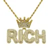 Hip Hop Rapper colgante de diamante brillante collar de oro corona letras RICAS colgante micro-inserción joyería de circón 60 cm accesorio de club nocturno Cadena de suéter 1395