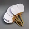 Dekorativa objekt Figurer 24pcslot Wedding White Paddle Fan för dekoration 230701