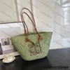 Kvinnor mode halmkorg väska anagram axel väska shopping tote handväska designer väska strandsäckar lyx hink pochette sommarväv väska stylisheendibags