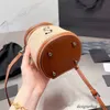 Tasarımcı Omuz Çantası Rafia Straw Bag Kadınlar Mini Kova Çantası Üst İnek Deri El Dokunmuş Zanaat Metter Logo Dekorasyon Bayanlar Crossbody Bag Çanta 230519