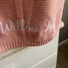 Одеяла с вышитым именем, одеяло для детской коляски, рожденное в подарок, персонализированное мягкое дышащее хлопковое вязаное 230701