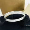 Designer high quality Men's and women's average size full diamond-encrusted buckle bracelet Fashion popular bracelet thick plated for any occasion
