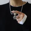 Titanstahl-Halskette für weibliche Hip-Hop-Nische in trendigem Bärenanhänger, vielseitige Herbst- und Winter-Herrenpulloverkette mit Hasenhalskette