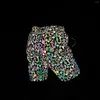 Shorts pour hommes arc-en-ciel couleur champignon réfléchissant hommes Harajuku Hip Hop pantalons courts coloré nuit refléter la lumière Bermuda Masculina