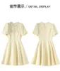 2023 Summer Apricot Solid Color Ribbon Tie Bowknot Lace Dress Kort ärm Runda nack Knäslängd Casual Dresses W3L045901