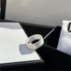 Tasarımcı Ring Love Ring Altın Takı Tasarımcıları Kadınlar İçin Erkekler Altın Gümüş Titanyum Çelik Mektup Yüzük Çift Yüzük Lüks Takı Düğün Hediye Boyutu 6 7 8 9
