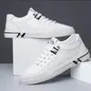 2023 Nytt lyxmärke HotSale Men Sneakers Running Shoes Fashion Sole Casual Man Vulcanize Tennis Shoes