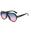 Toad Tom-Fords Solglasögon Luxury Fashion Outdoor Designer Glasögon Summer Women Classical Polarized Ford Men's Personality and Women's T-formade 2GCY JAP6